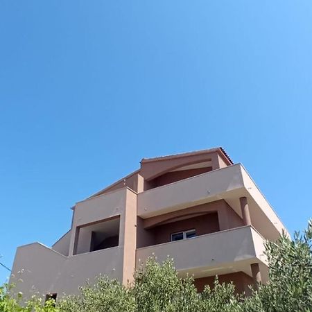 Apartments Davor Drage Eksteriør billede